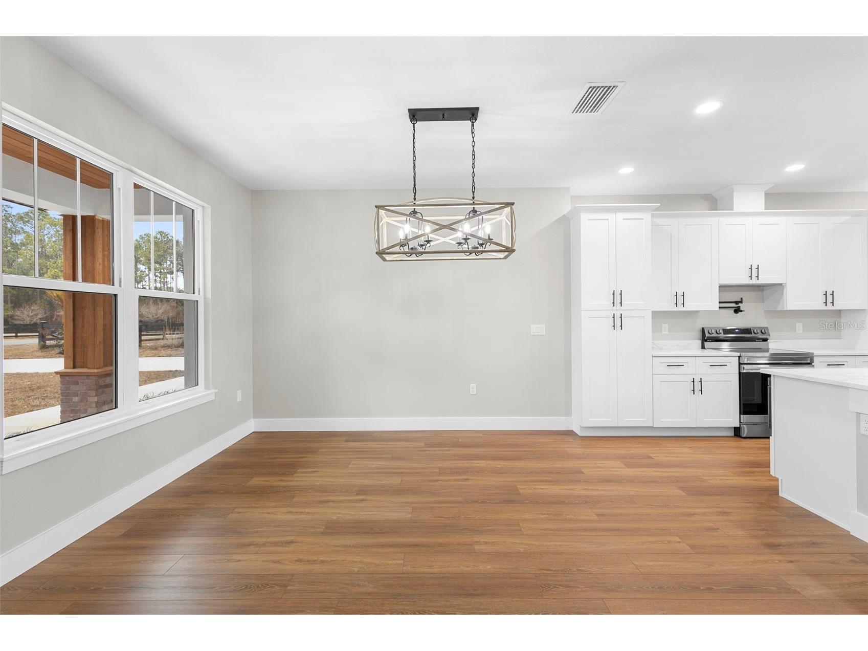 39330 Greenbrier Street Eustis FL 32736 - LAKE NORRIS V4947600 image6