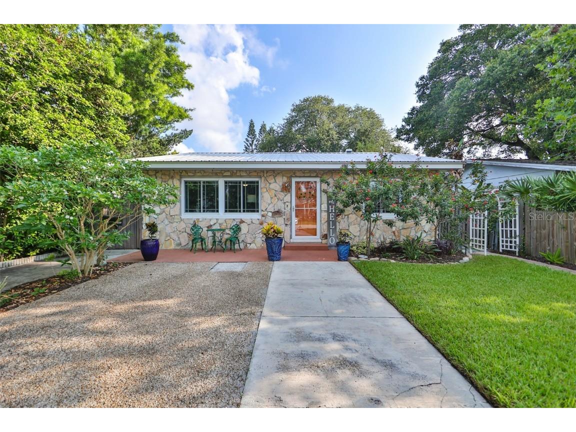 3935 11th Avenue N Saint Petersburg FL 33713 U8205247 image1