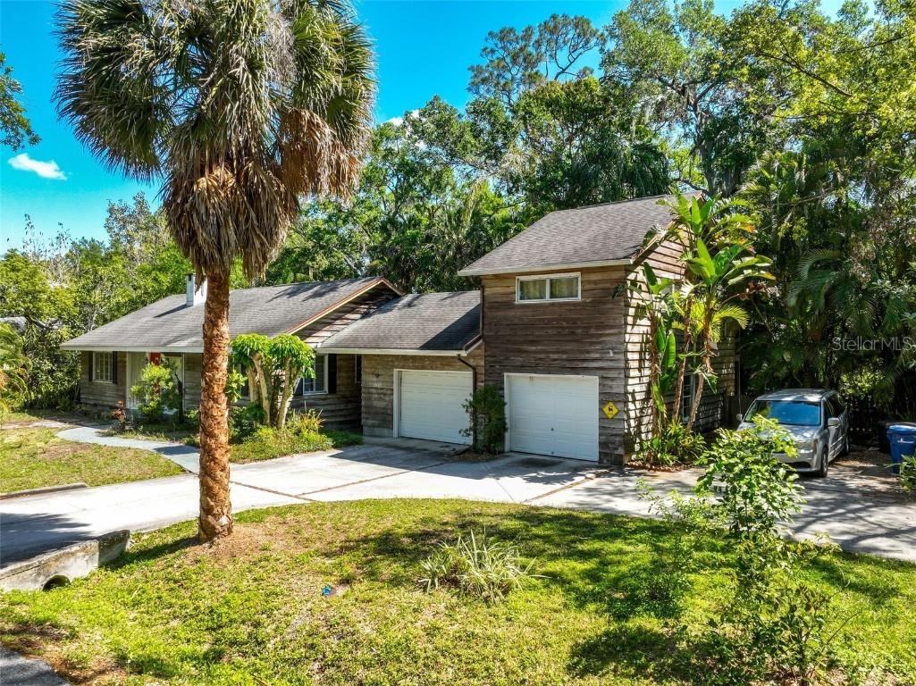 3935 Red Rock Lane Sarasota FL 34231 A4565182 image1