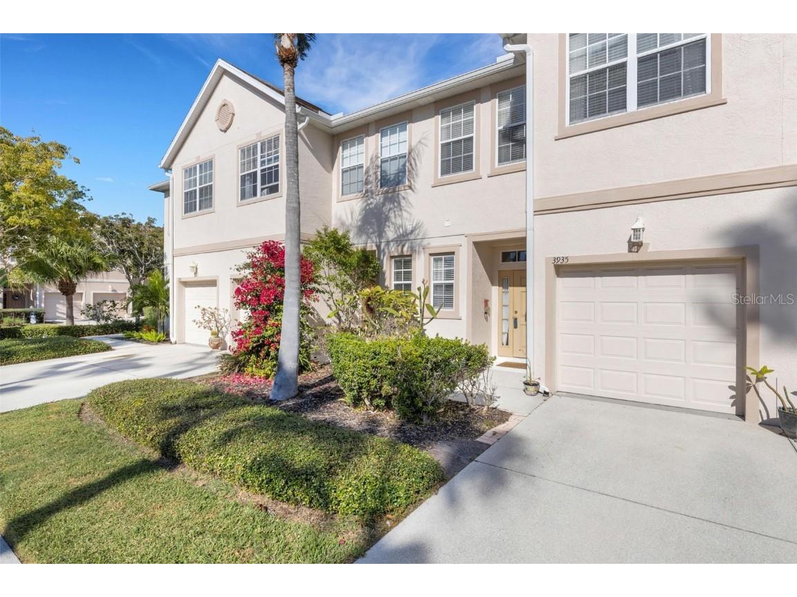 3935 Yellowstone Circle Sarasota FL 34233 A4674431 image1