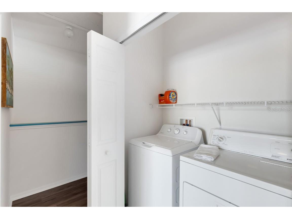 3935 Yellowstone Circle Sarasota FL 34233 A4674431 image26