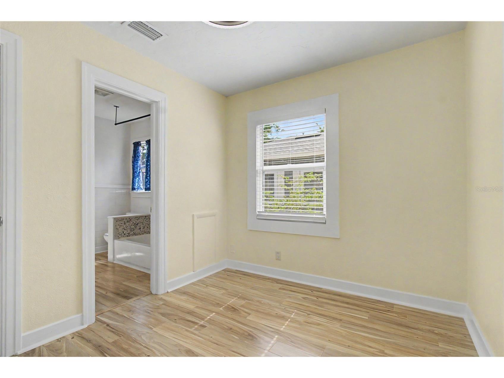3936 3rd Avenue N Saint Petersburg FL 33713 TB8508484 image21
