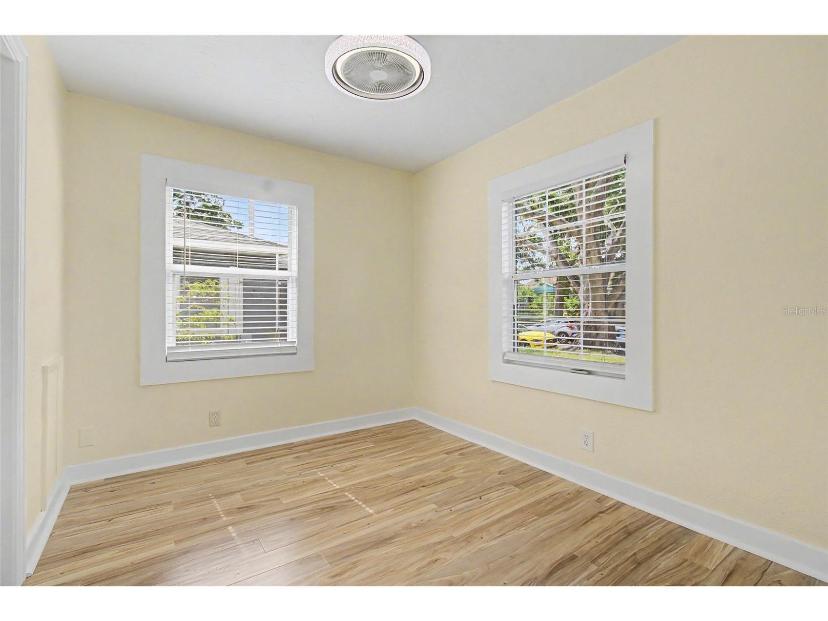 3936 3rd Avenue N Saint Petersburg FL 33713 TB8508484 image22