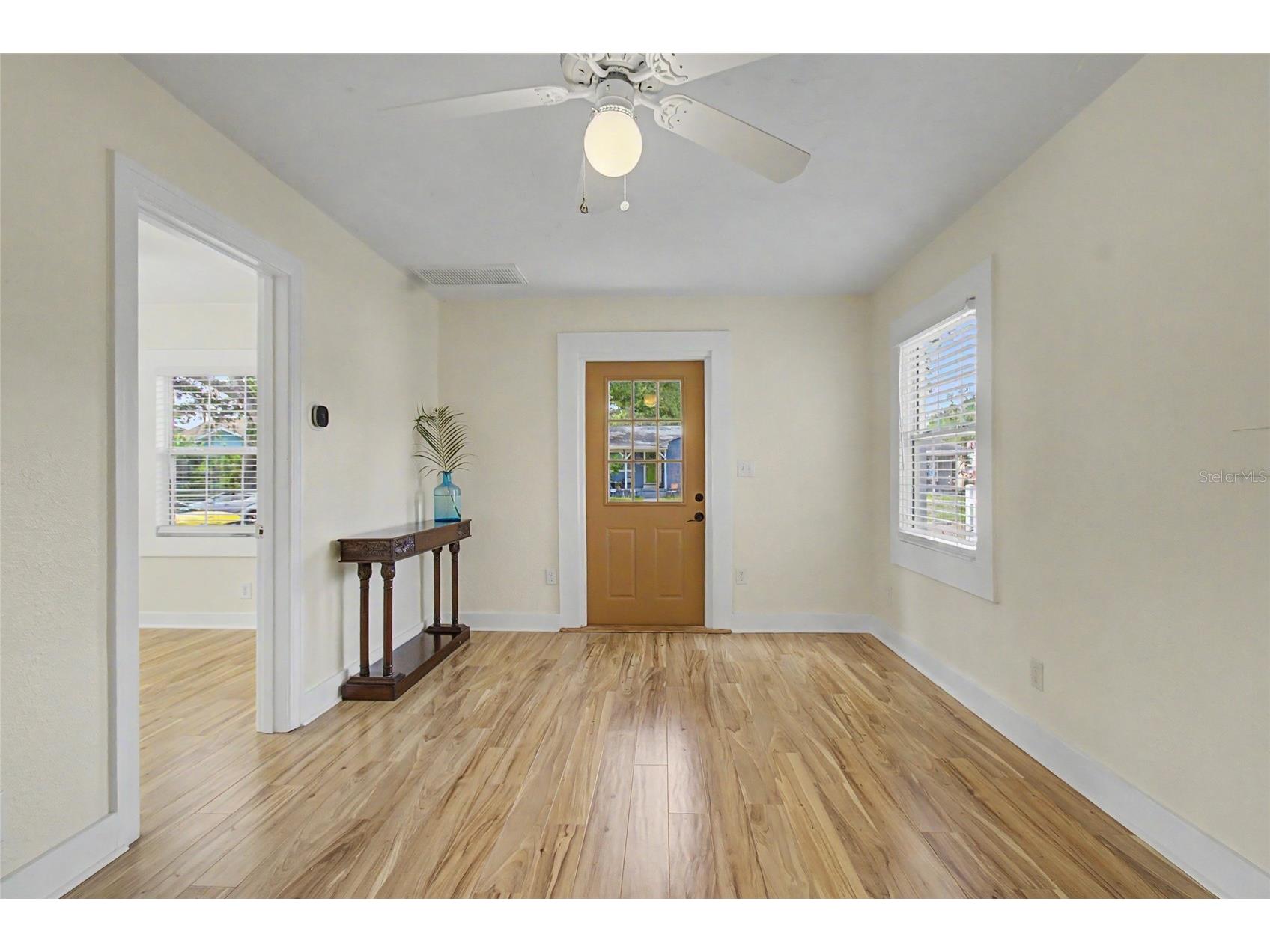 3936 3rd Avenue N Saint Petersburg FL 33713 TB8508484 image4