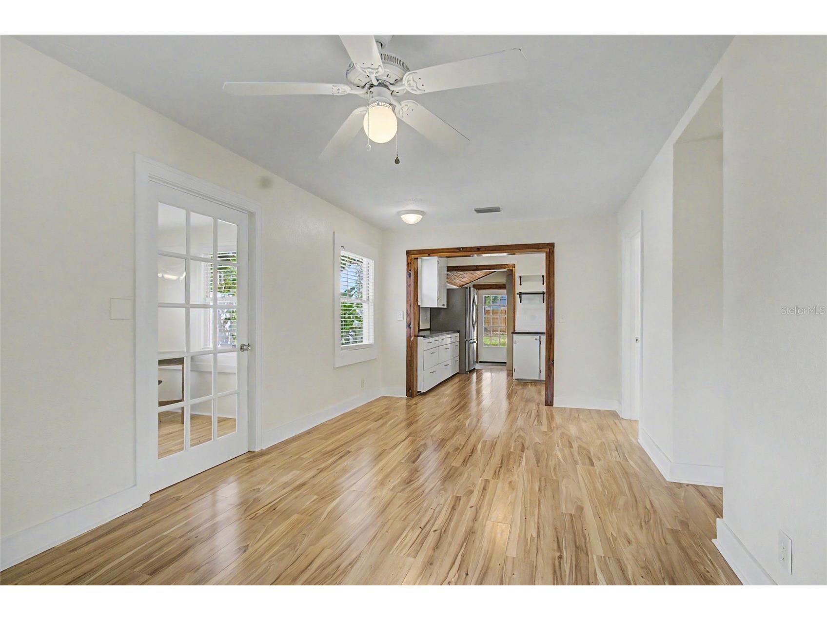3936 3rd Avenue N Saint Petersburg FL 33713 TB8508484 image8