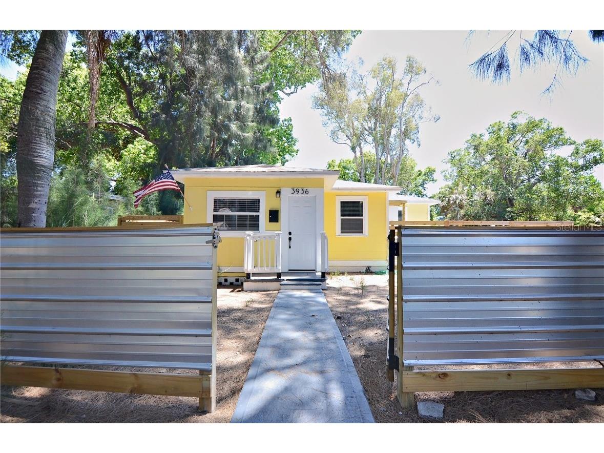 3936 9th Avenue S Saint Petersburg FL 33711 U8200909 image1