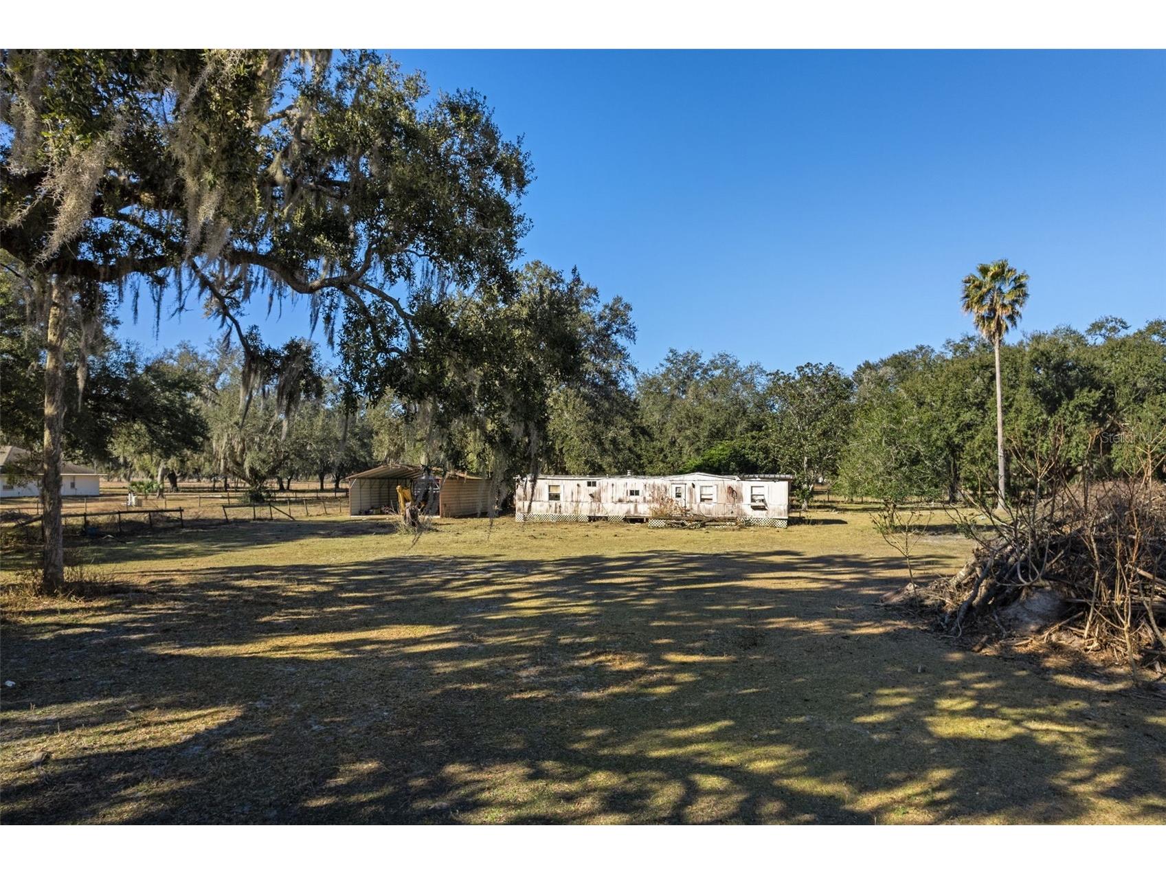 3936 Cr 311 Bushnell FL 33513 W7882635 image16