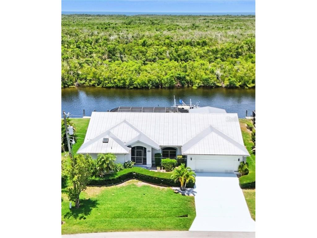 3936 Crooked Island Drive Punta Gorda FL 33950 - PERIMETER CANAL TB8392093 image1