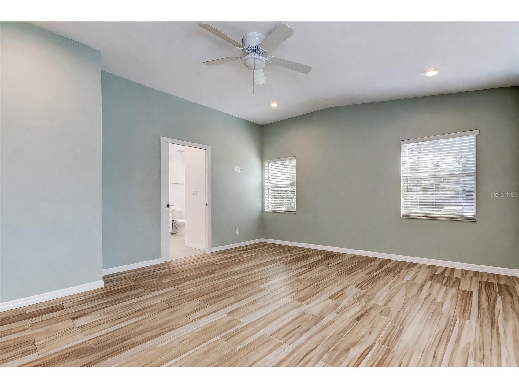 3936 E Eden Roc Circle Tampa FL 33634 TB8480031 image47