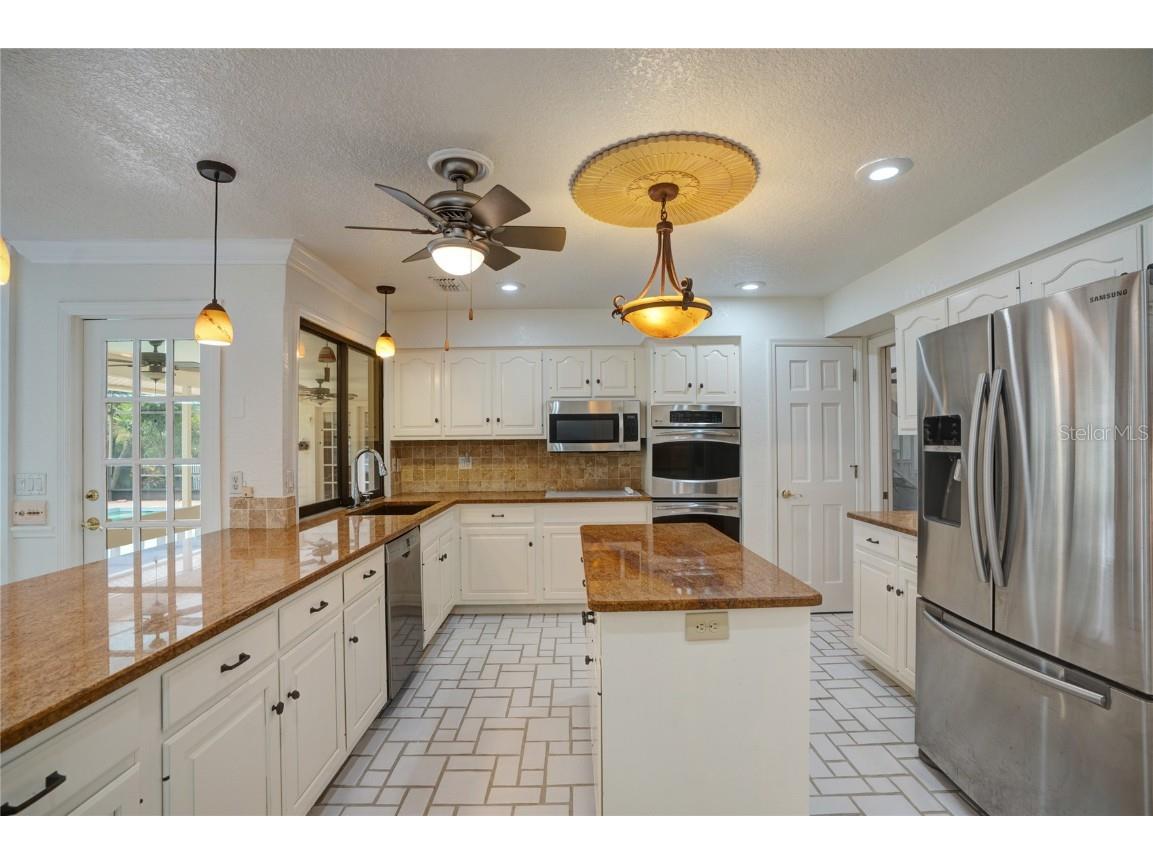 3936 Spyglass Hill Road Sarasota FL 34238 A4652302 image19