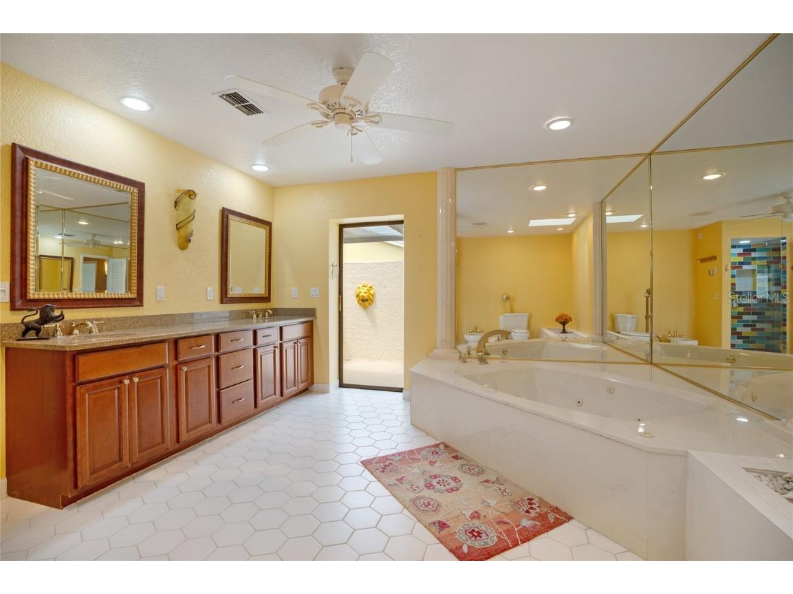 3936 Spyglass Hill Road Sarasota FL 34238 A4652302 image43