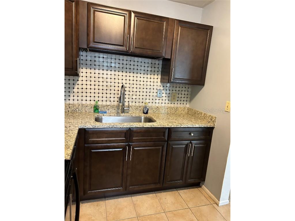 3936 SW 26th Terrace #B Gainesville FL 32608 OM702409 image4