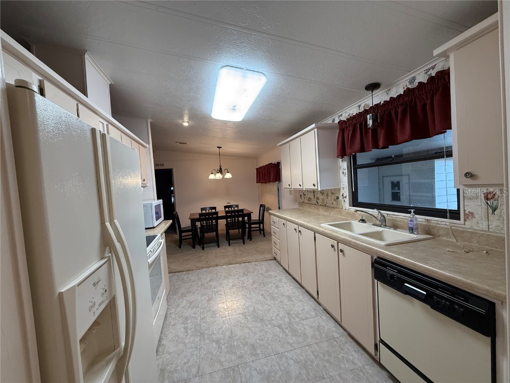 3937 Citrus Circle Fruitland Park FL 34731 G5105538 image3