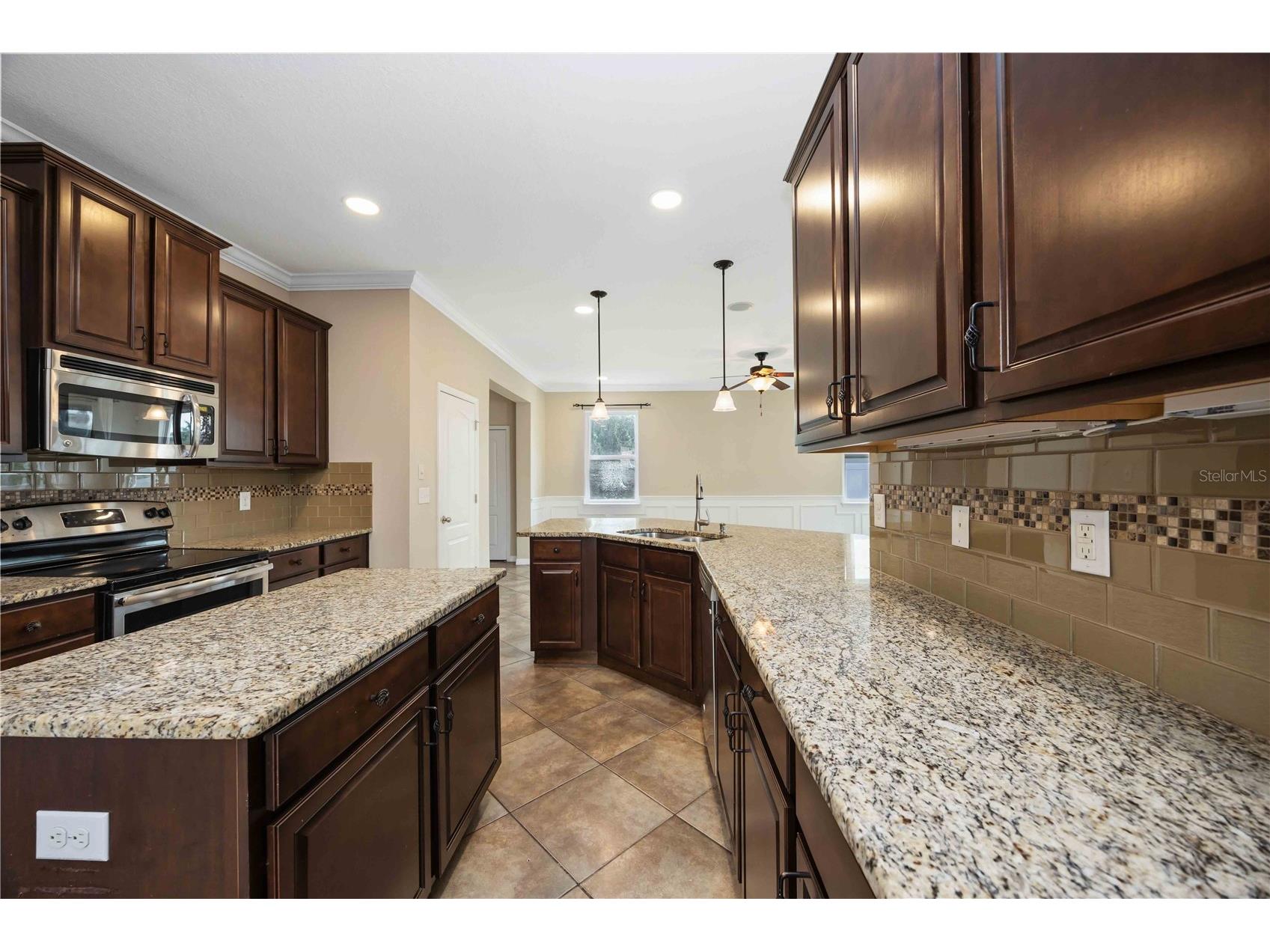 3937 King Bridge Place Ellenton FL 34222 A4686835 image12