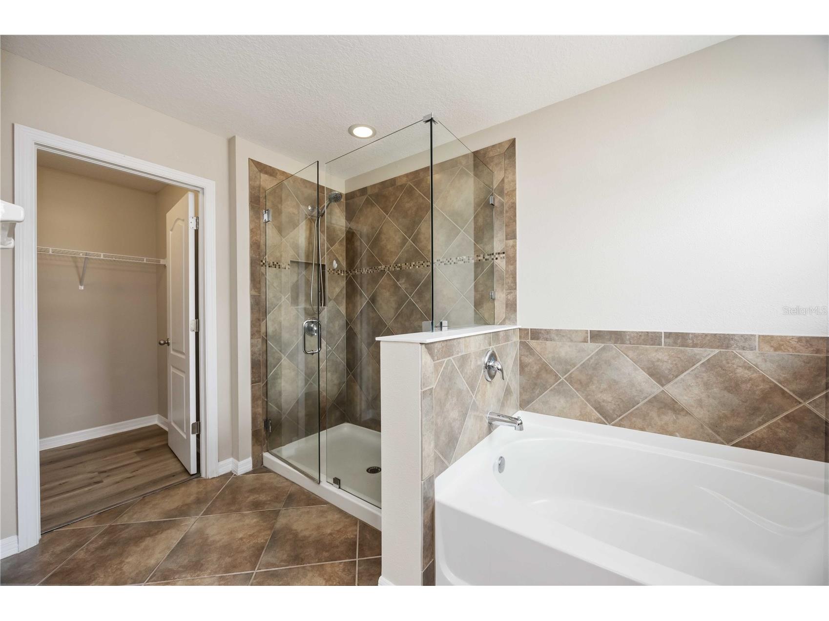 3937 King Bridge Place Ellenton FL 34222 A4686835 image23