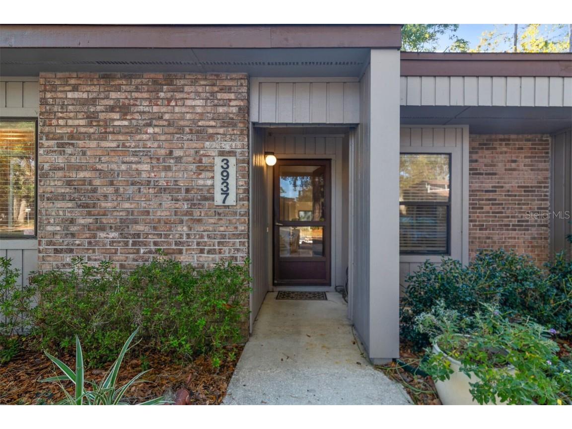 3937 NW 27th Lane Gainesville FL 32606 GC526888 image1