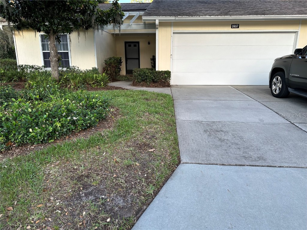 3937 Oakhurst Boulevard #3013 Sarasota FL 34233 A4575980 image1