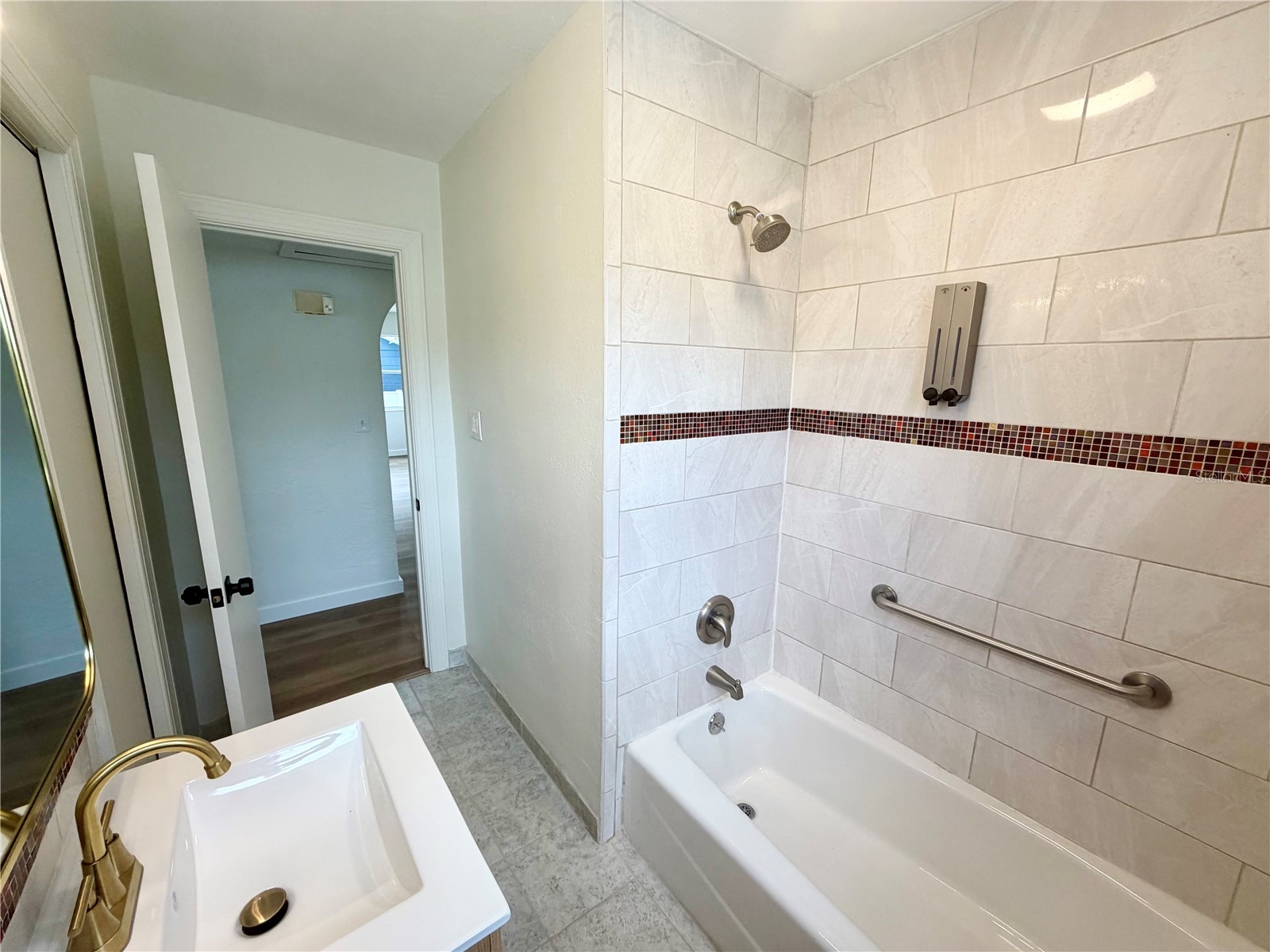 3938 2nd Avenue N Saint Petersburg FL 33713 TB8500320 image10
