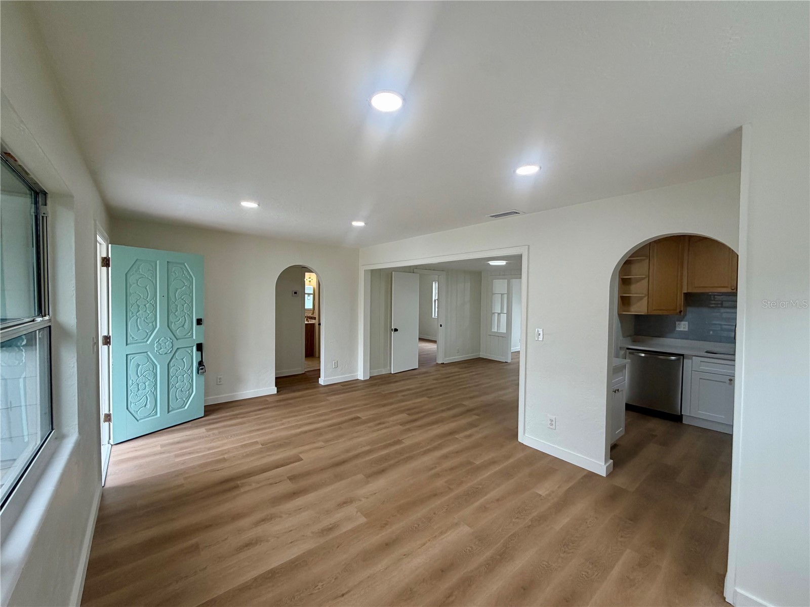 3938 2nd Avenue N Saint Petersburg FL 33713 TB8500320 image3