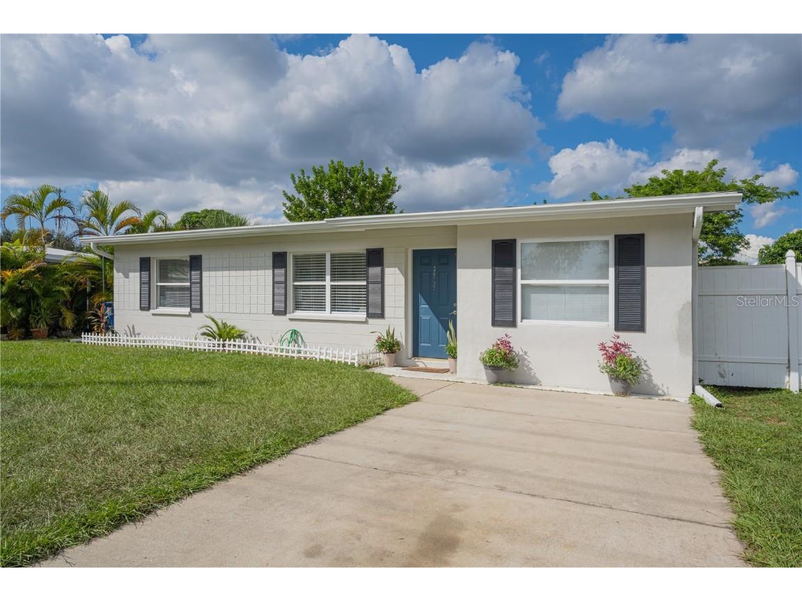 3939 13th Avenue N Saint Petersburg FL 33713 U8186717 image1