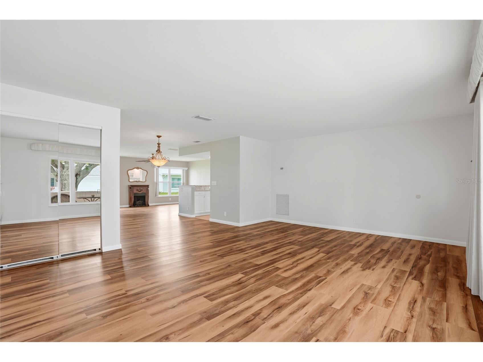3939 90th Terrace N Pinellas Park FL 33782 TB8508241 image8