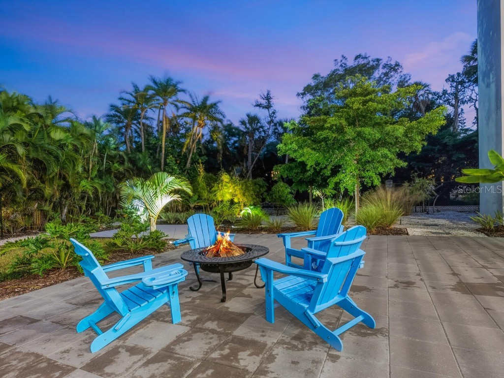 3939 Higel Avenue Sarasota FL 34242 - COCOANUT BAYOU A4675610 image47