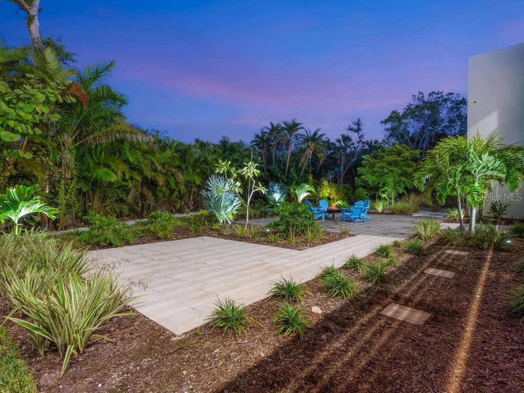 3939 Higel Avenue Sarasota FL 34242 - COCOANUT BAYOU A4675610 image48