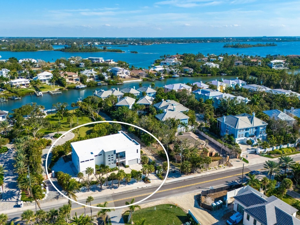 3939 Higel Avenue Sarasota FL 34242 - COCOANUT BAYOU A4675610 image50