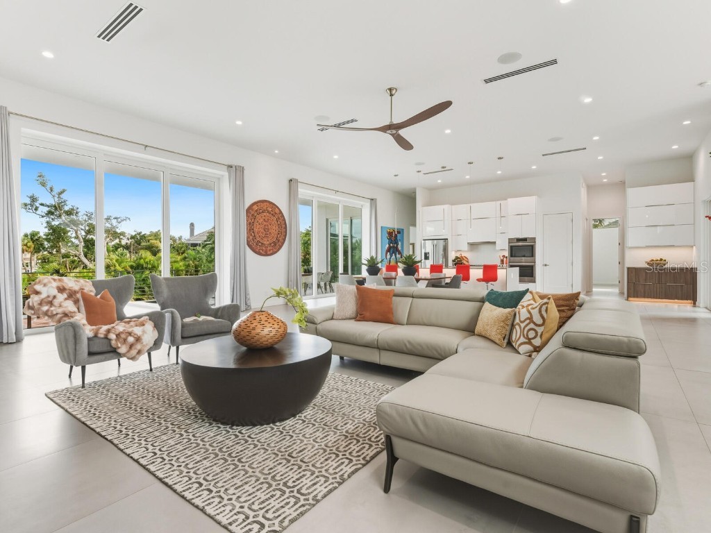 3939 Higel Avenue Sarasota FL 34242 - COCOANUT BAYOU A4675610 image9