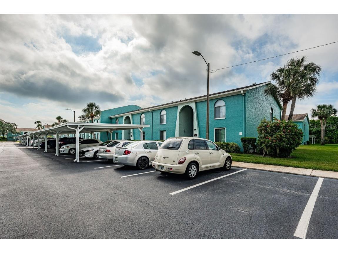 394 115th Avenue N #2 Saint Petersburg FL 33716 TB8306086 image1