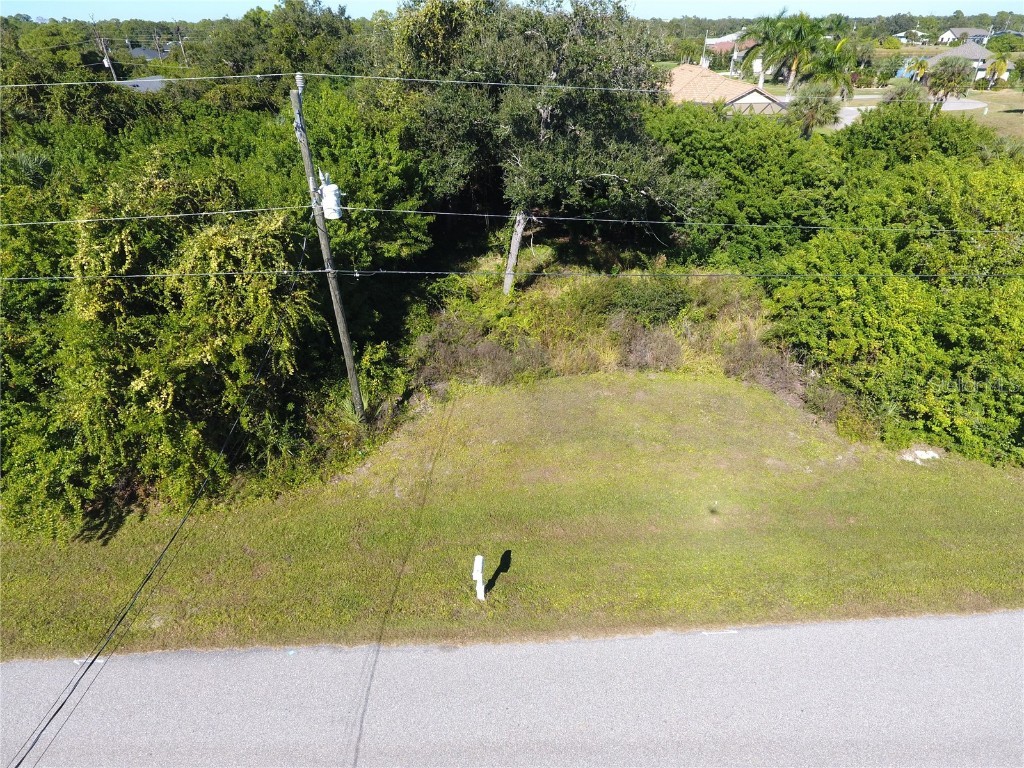 394 Albatross Road Rotonda West FL 33947 C7517683 image1