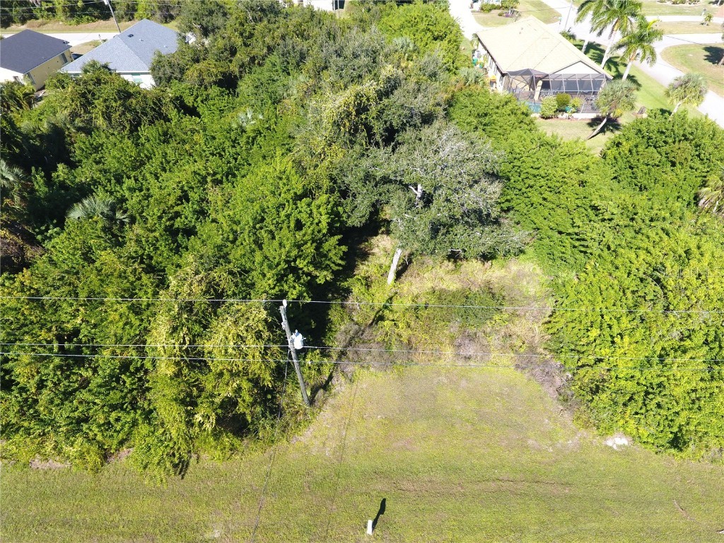 394 Albatross Road Rotonda West FL 33947 C7517683 image3