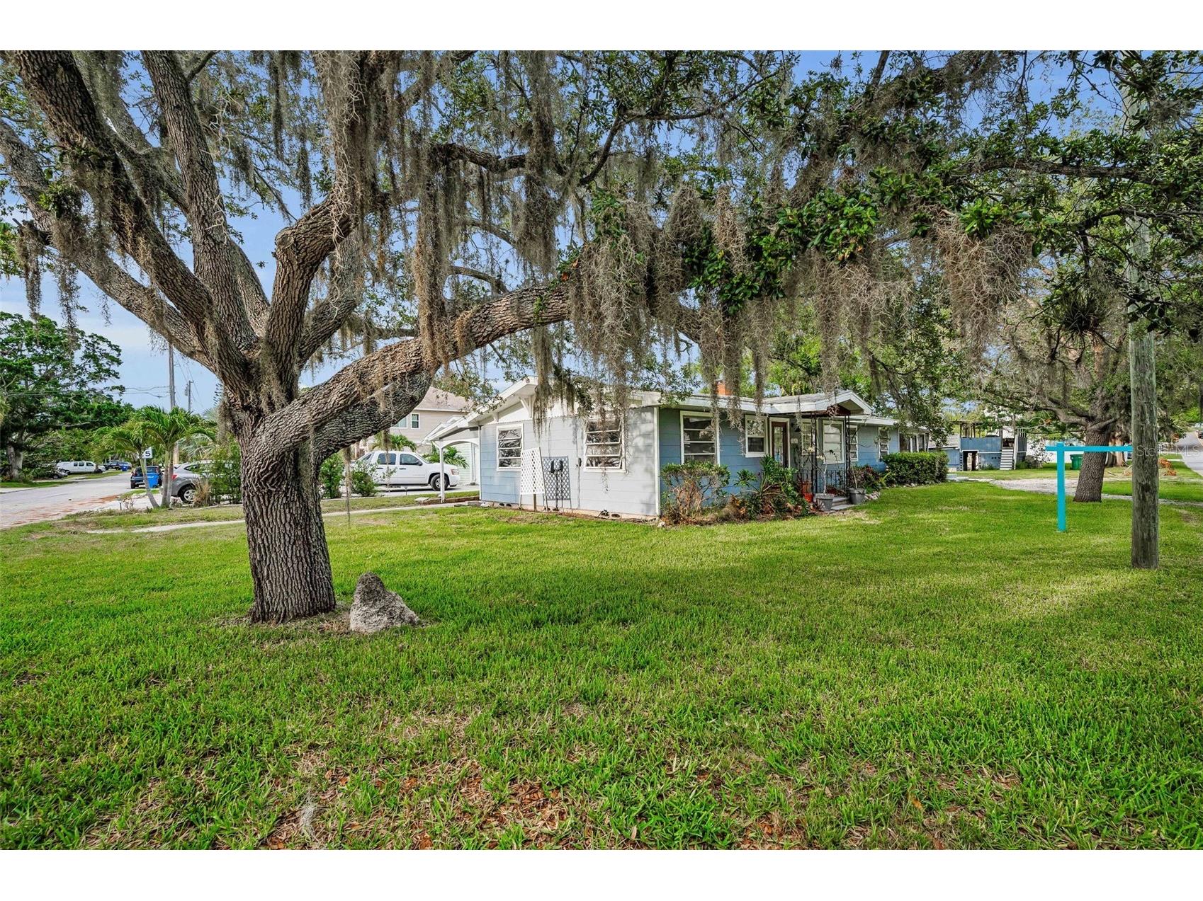 394 Georgia Avenue Crystal Beach FL 34681 TB8392043 image16