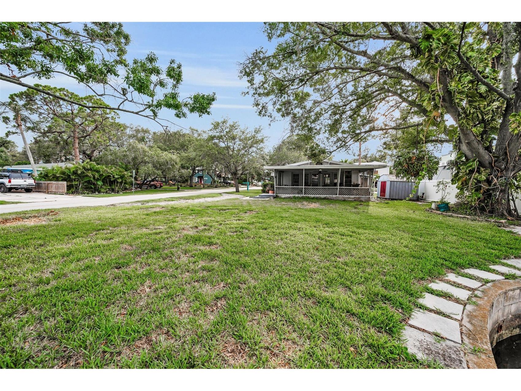 394 Georgia Avenue Crystal Beach FL 34681 TB8392043 image32