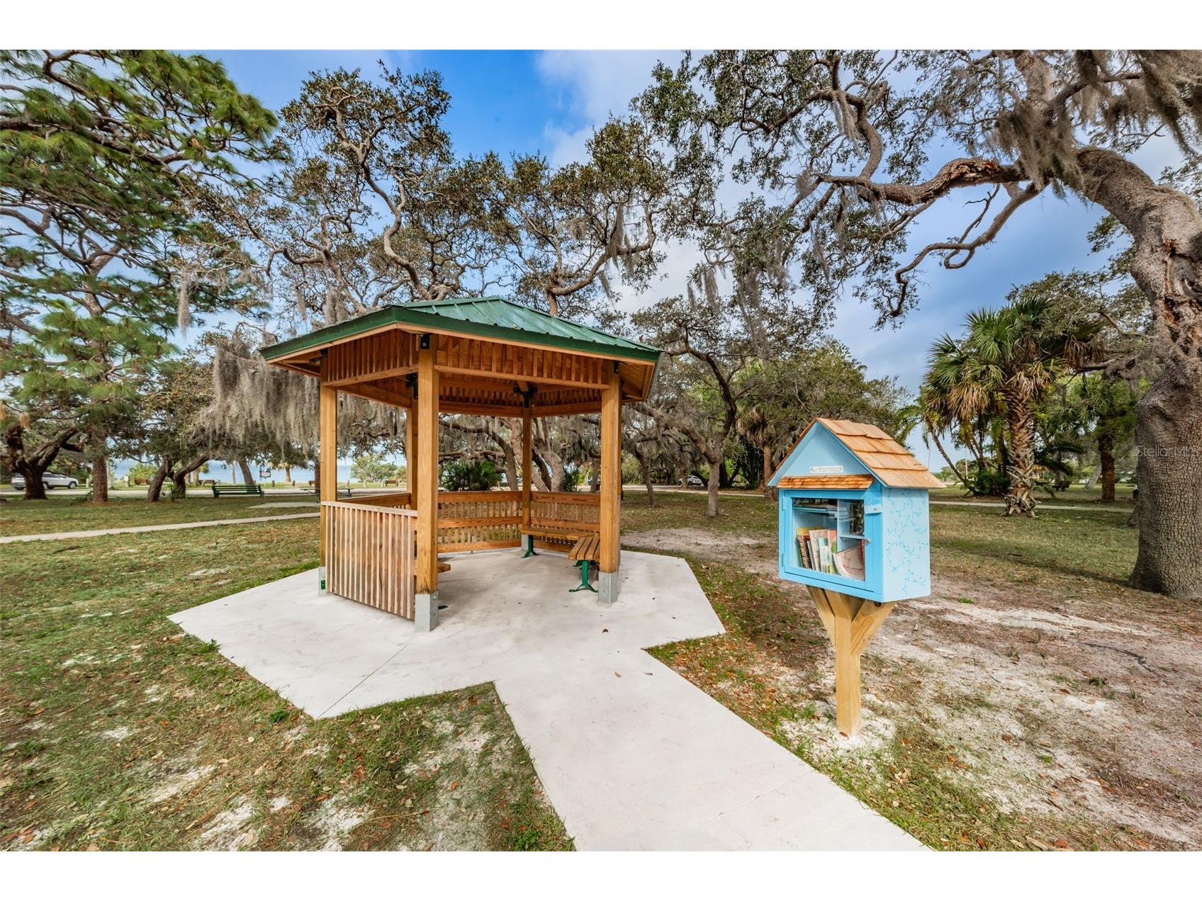 394 Georgia Avenue Crystal Beach FL 34681 TB8392043 image58