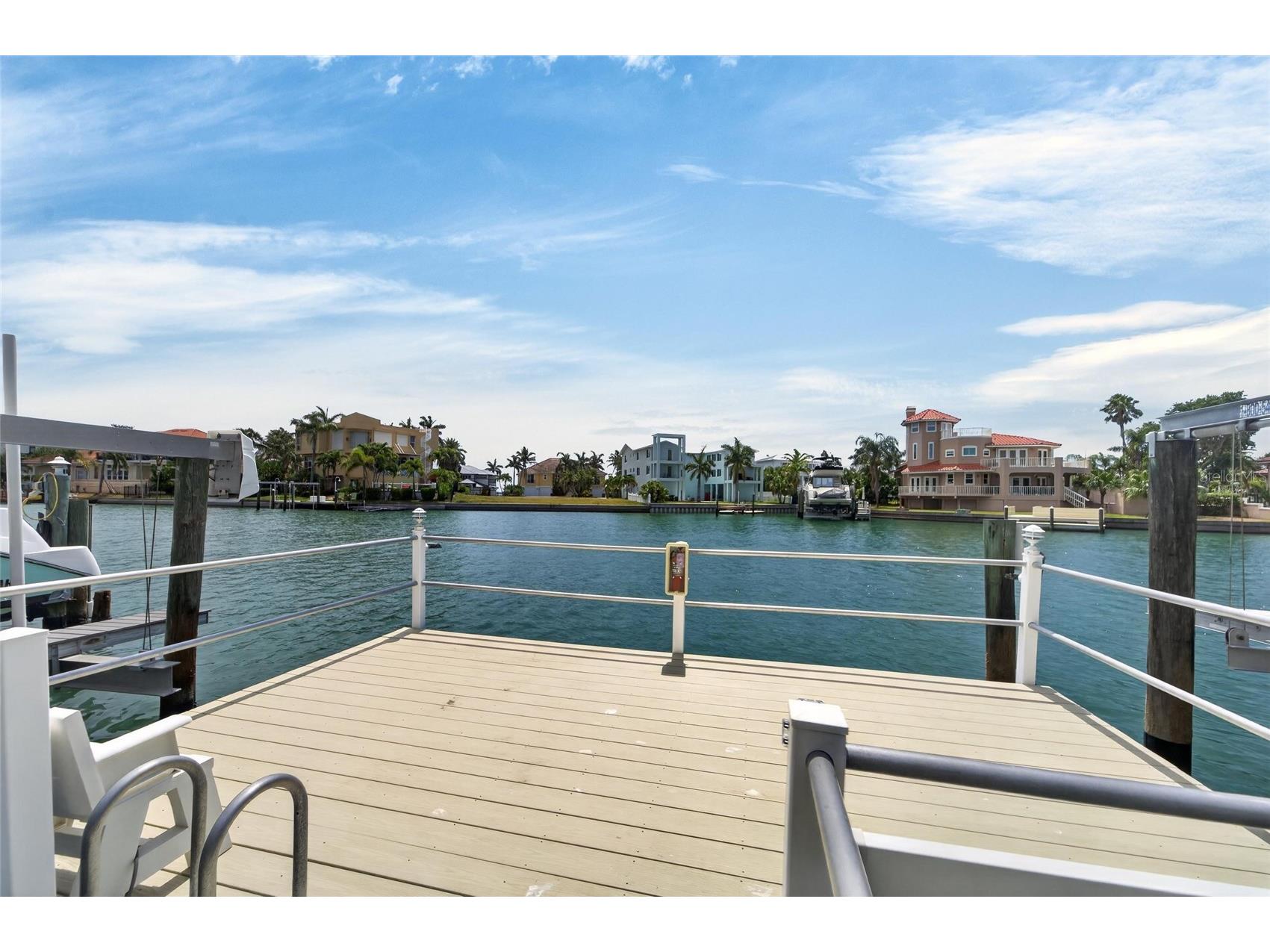 394 Madeira Circle Saint Petersburg FL 33715 TB8501097 image10