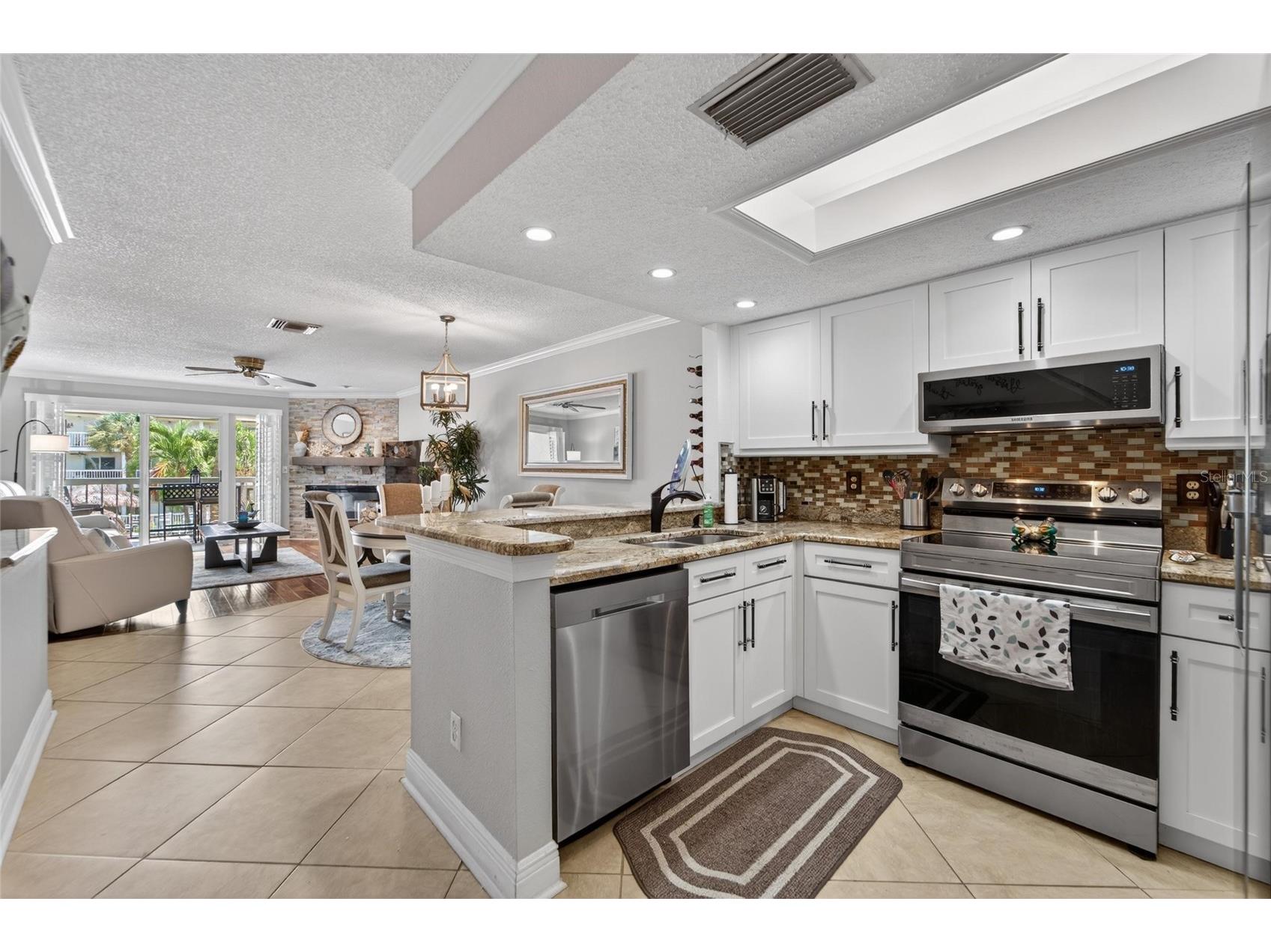 394 Madeira Circle Saint Petersburg FL 33715 TB8501097 image17