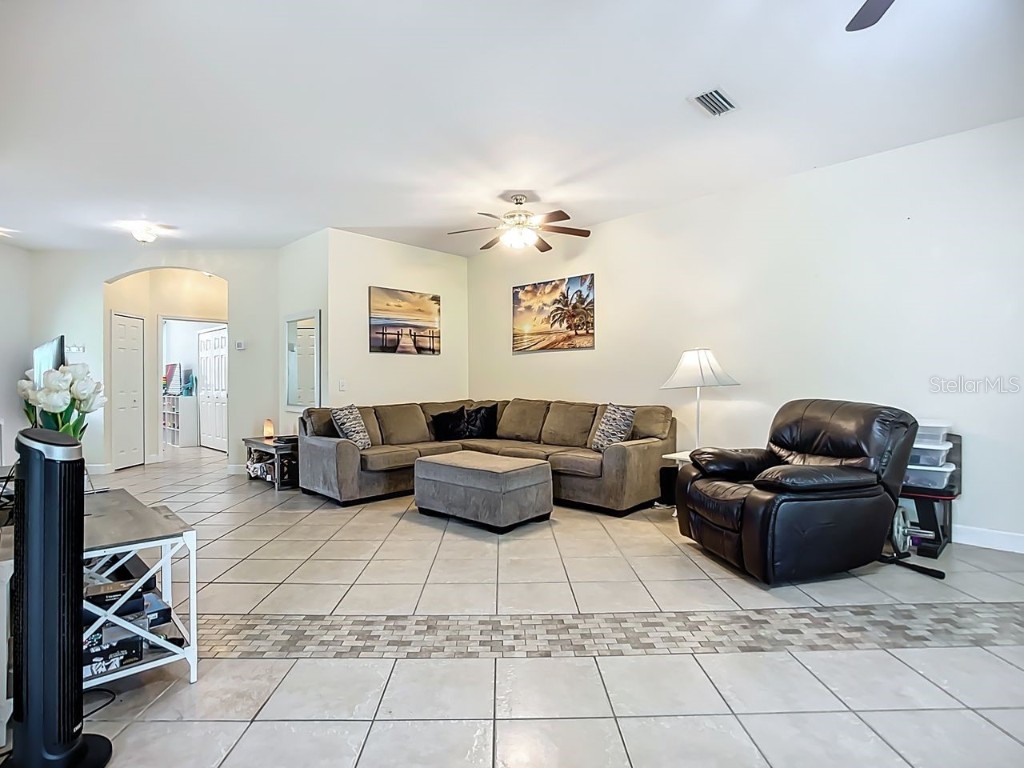 394 Sunset Road N Rotonda West FL 33947 A4661062 image11