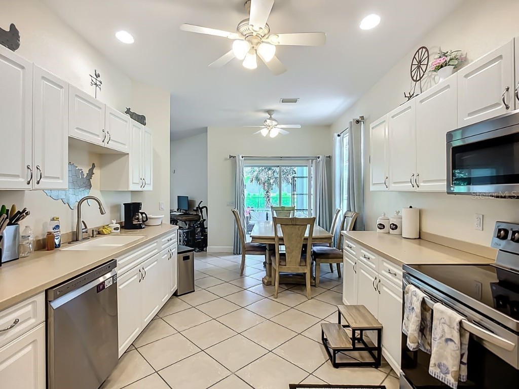 394 Sunset Road N Rotonda West FL 33947 A4661062 image14