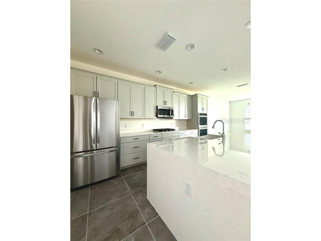 394 Switchgrass Loop Minneola FL 34715 TB8436760 image17