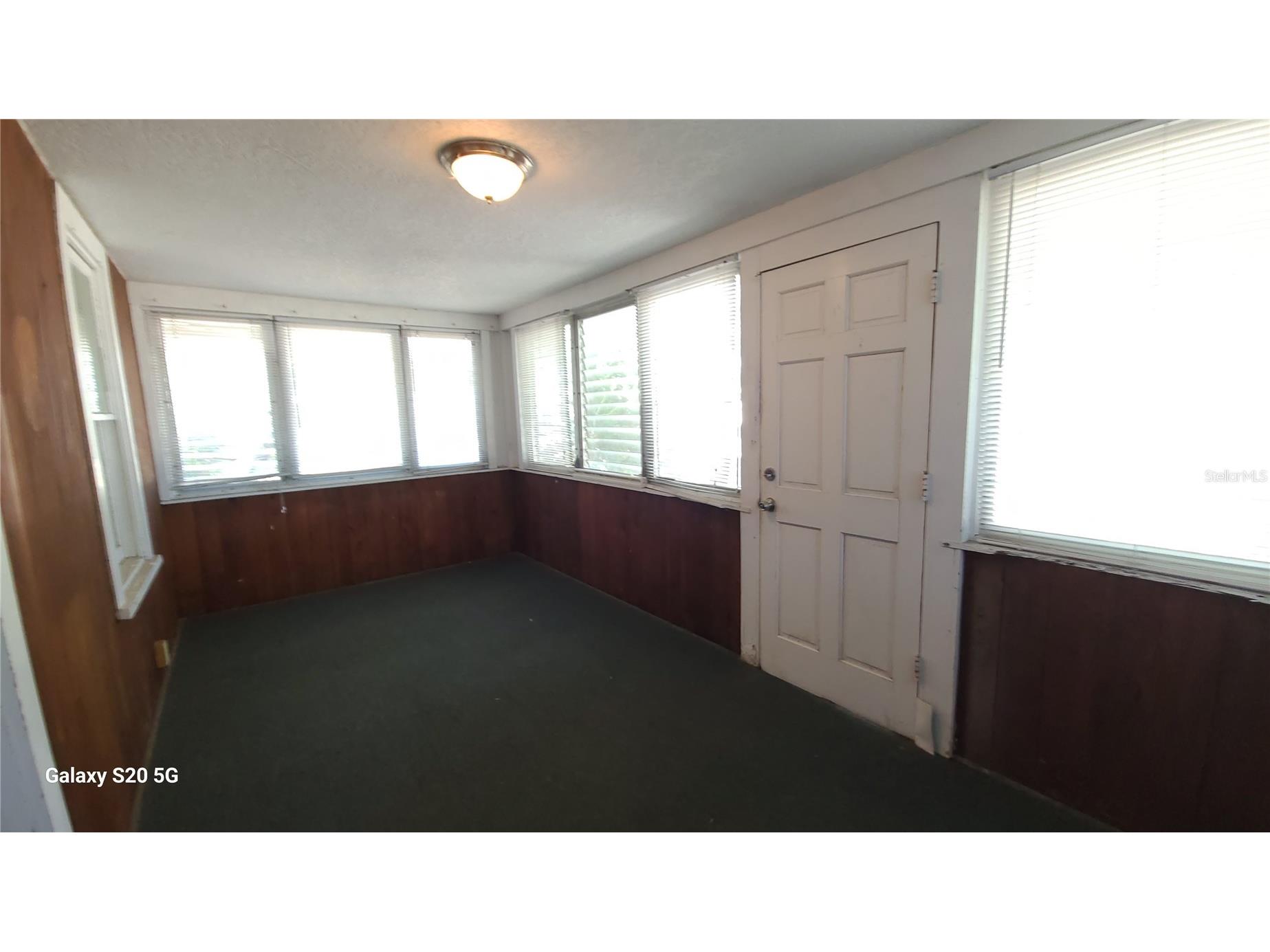 3940 Burlington Avenue N Saint Petersburg FL 33713 TB8479488 image3