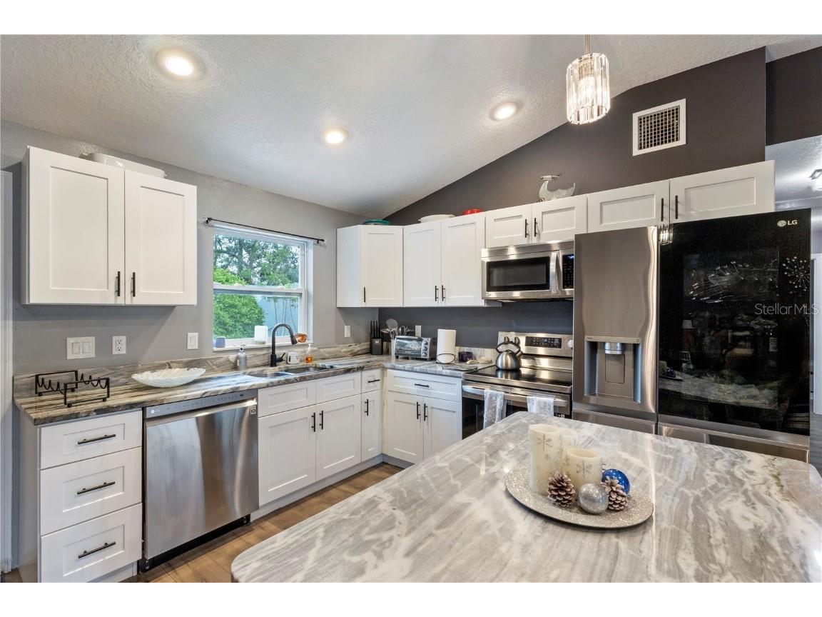 39403 Lincoln Avenue Zephyrhills FL 33542 TB8456775 image7