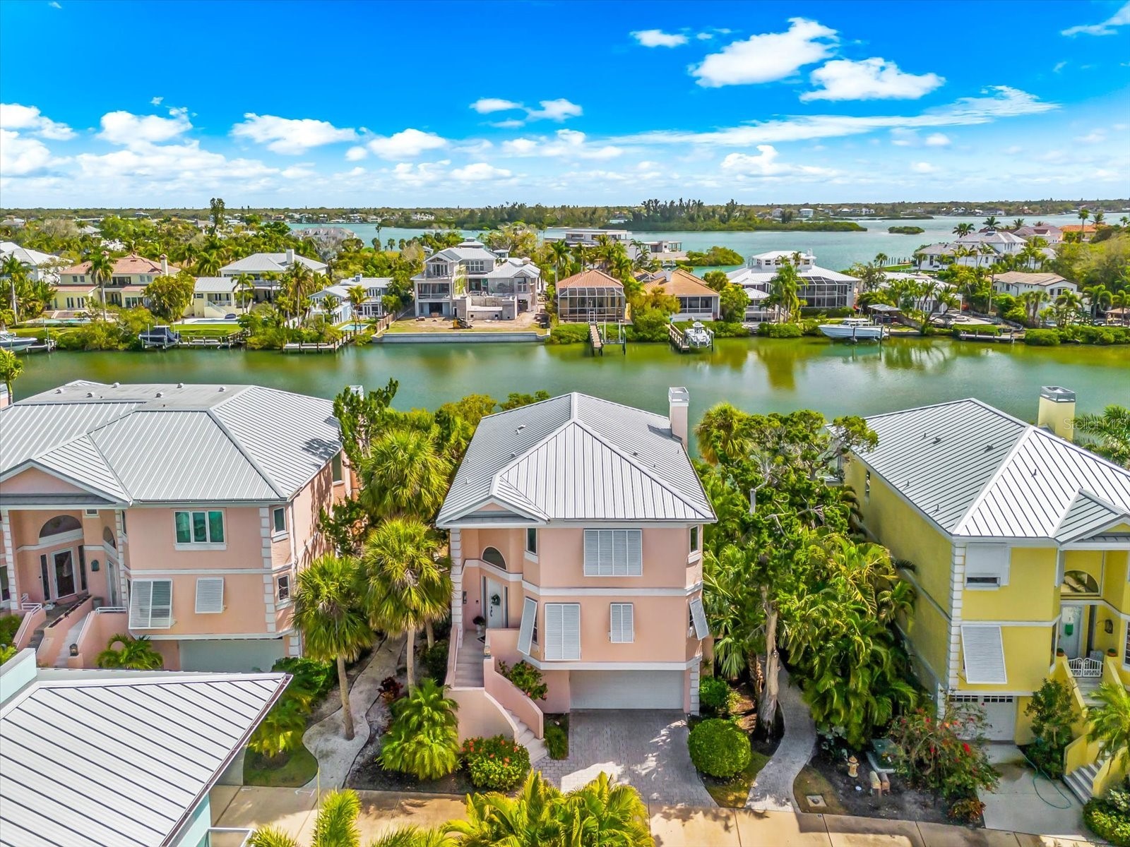 3941 Hamilton Club Circle #9 Sarasota FL 34242 - NETTIE BAYOU/COCONUT BAYOU A4685652 image1