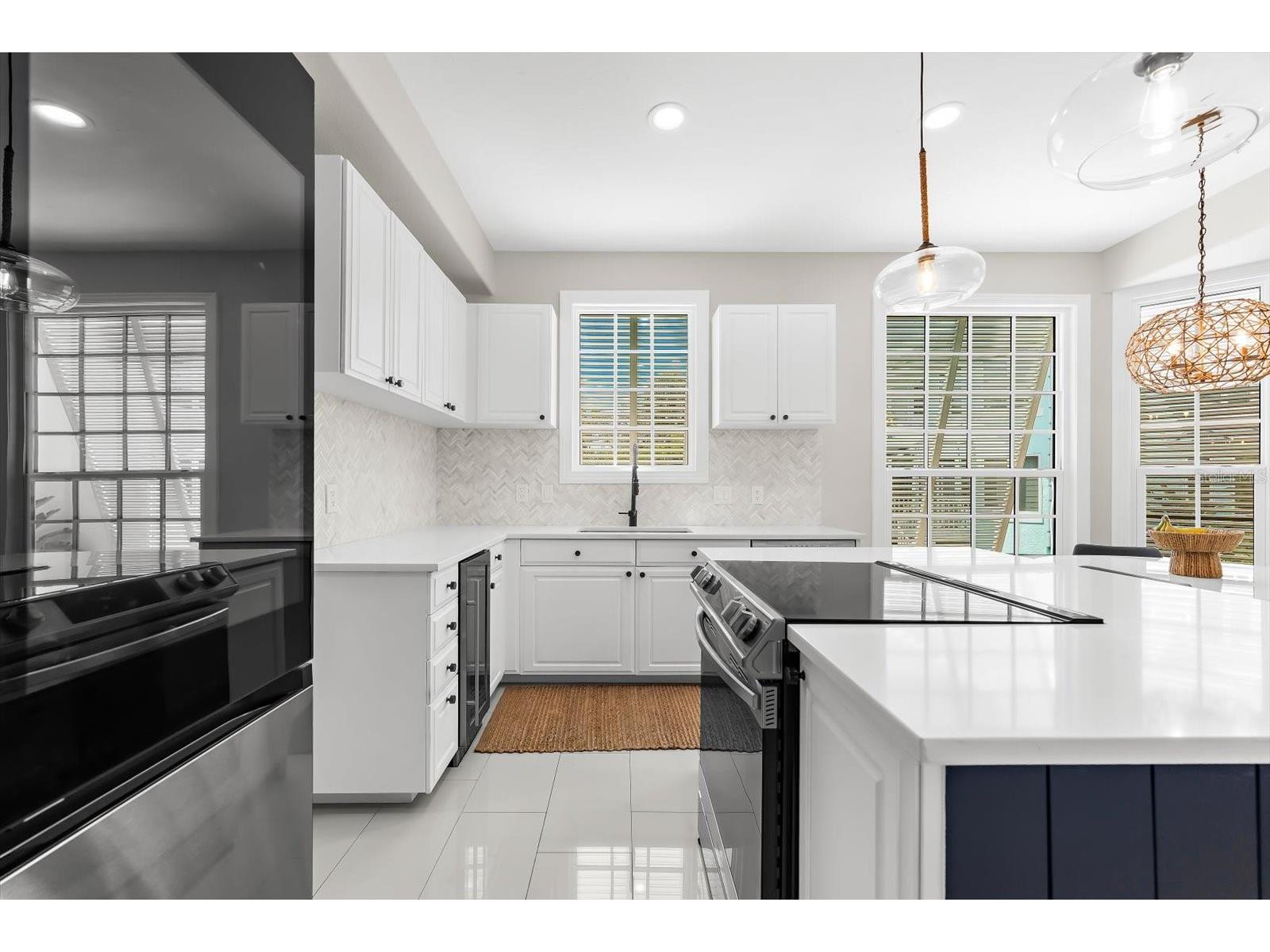 3941 Hamilton Club Circle #9 Sarasota FL 34242 - NETTIE BAYOU/COCONUT BAYOU A4685652 image17