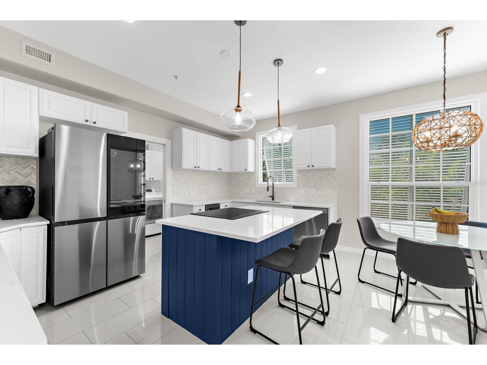 3941 Hamilton Club Circle #9 Sarasota FL 34242 - NETTIE BAYOU/COCONUT BAYOU A4685652 image9