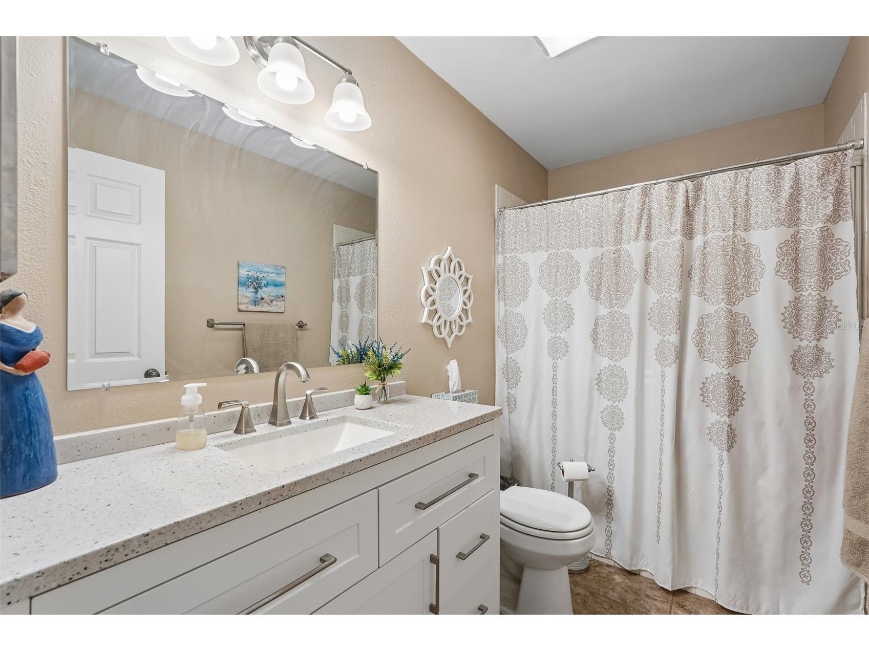 3941 Kingston Drive Sarasota FL 34238 TB8526546 image18