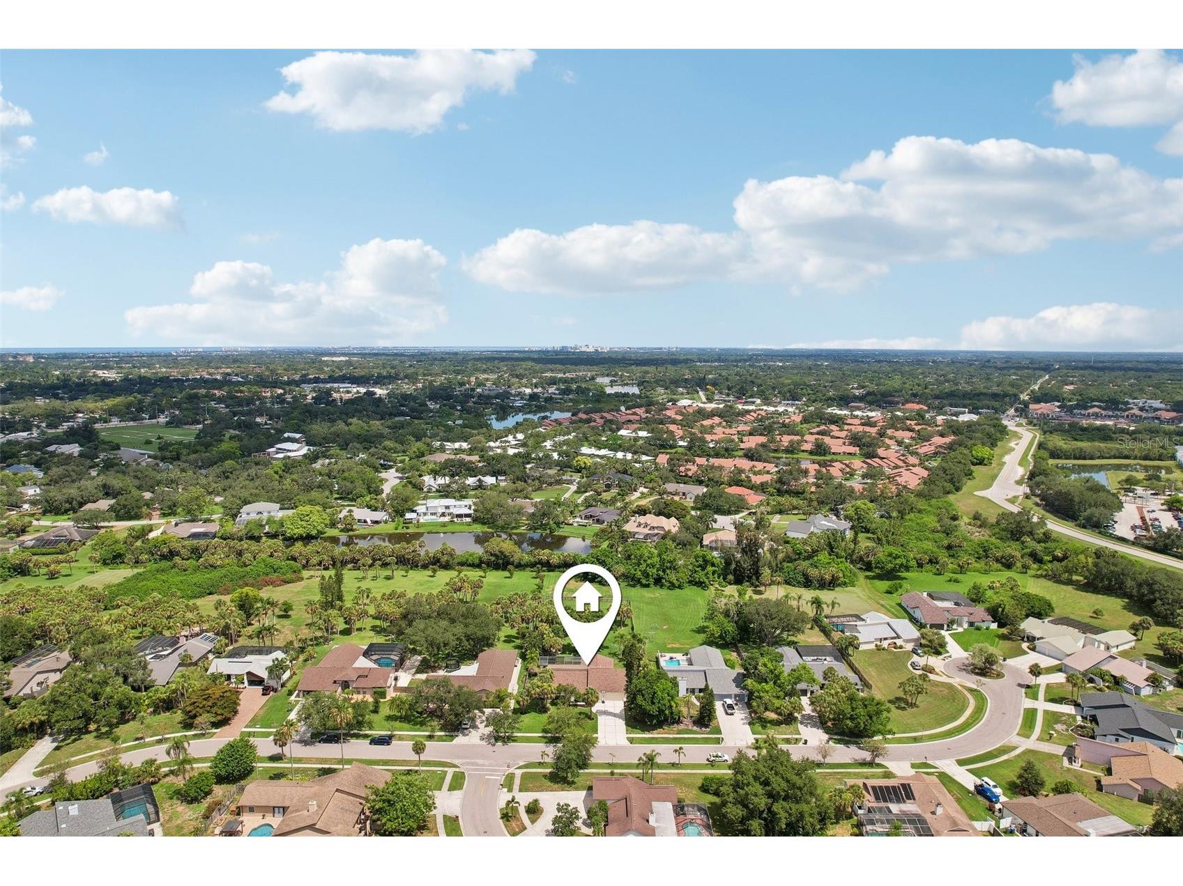3941 Kingston Drive Sarasota FL 34238 TB8526546 image2