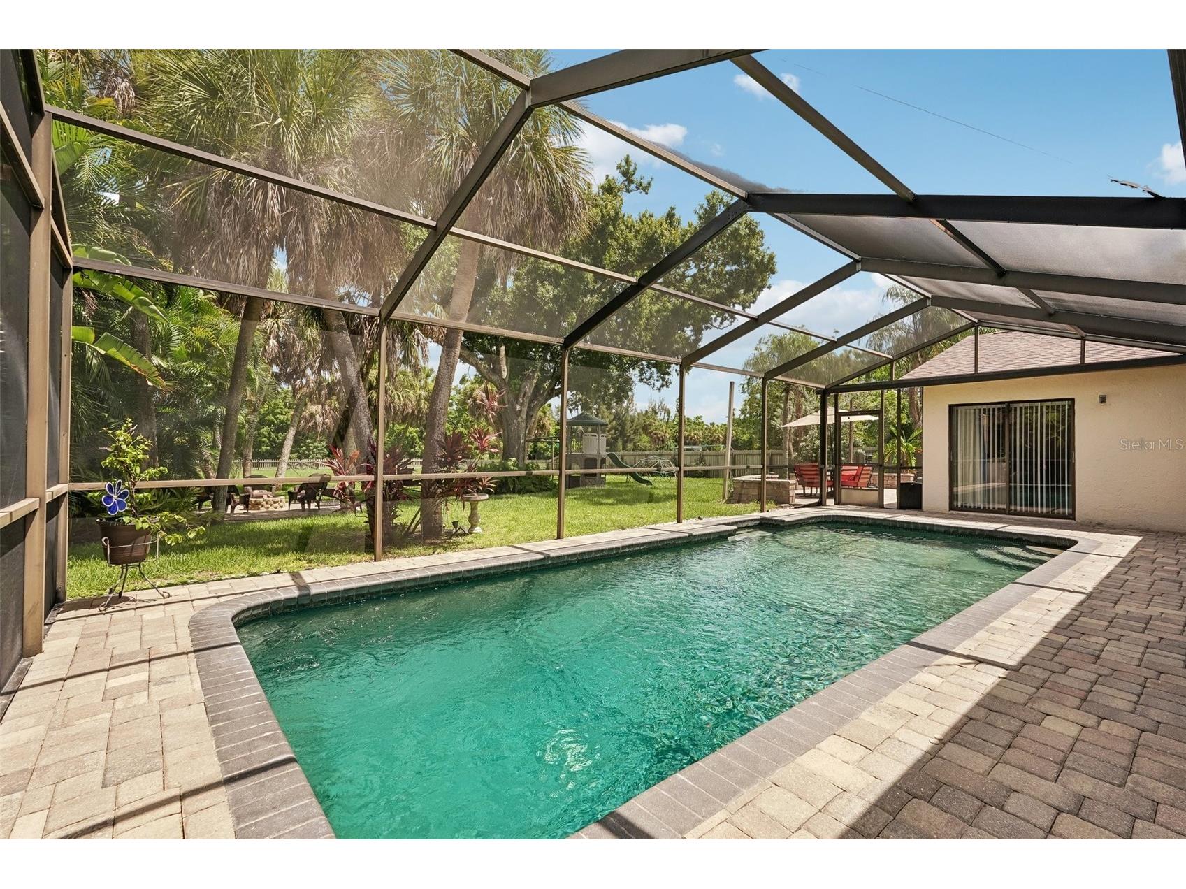 3941 Kingston Drive Sarasota FL 34238 TB8526546 image3