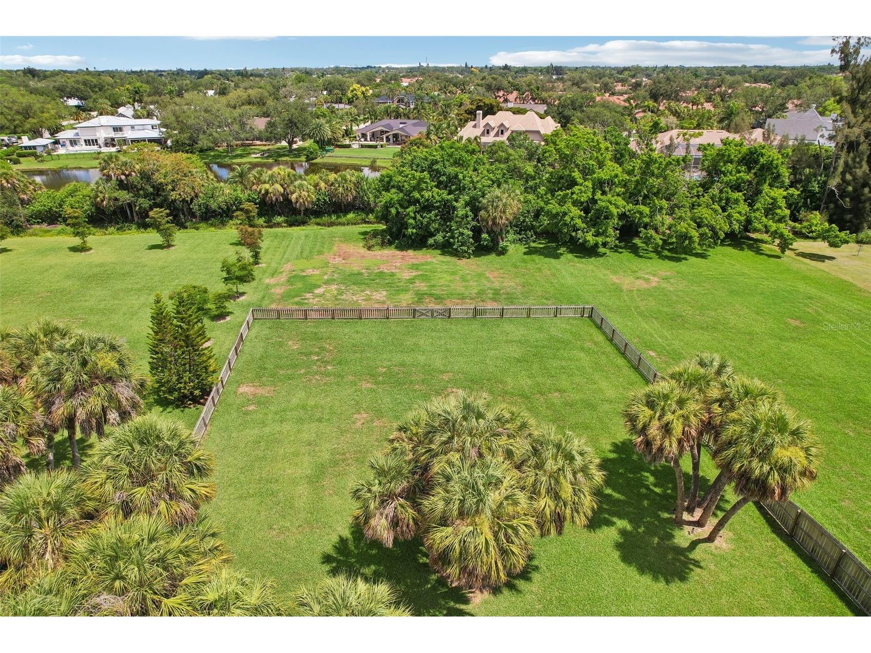 3941 Kingston Drive Sarasota FL 34238 TB8526546 image34