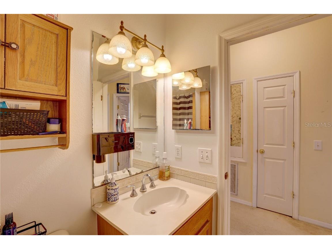 3941 Yellowstone Circle Sarasota FL 34233 TB8426047 image27